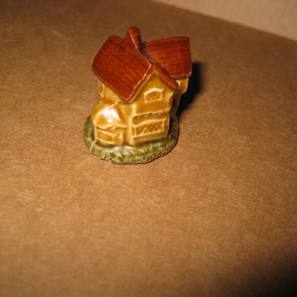 Red Rose Tea Wade Figure House that Jack Built - Picture 3 of 5